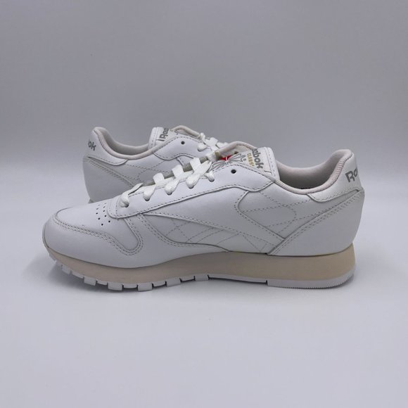Reebok Classic Leather White Womens Shoes - Picture 2 of 8